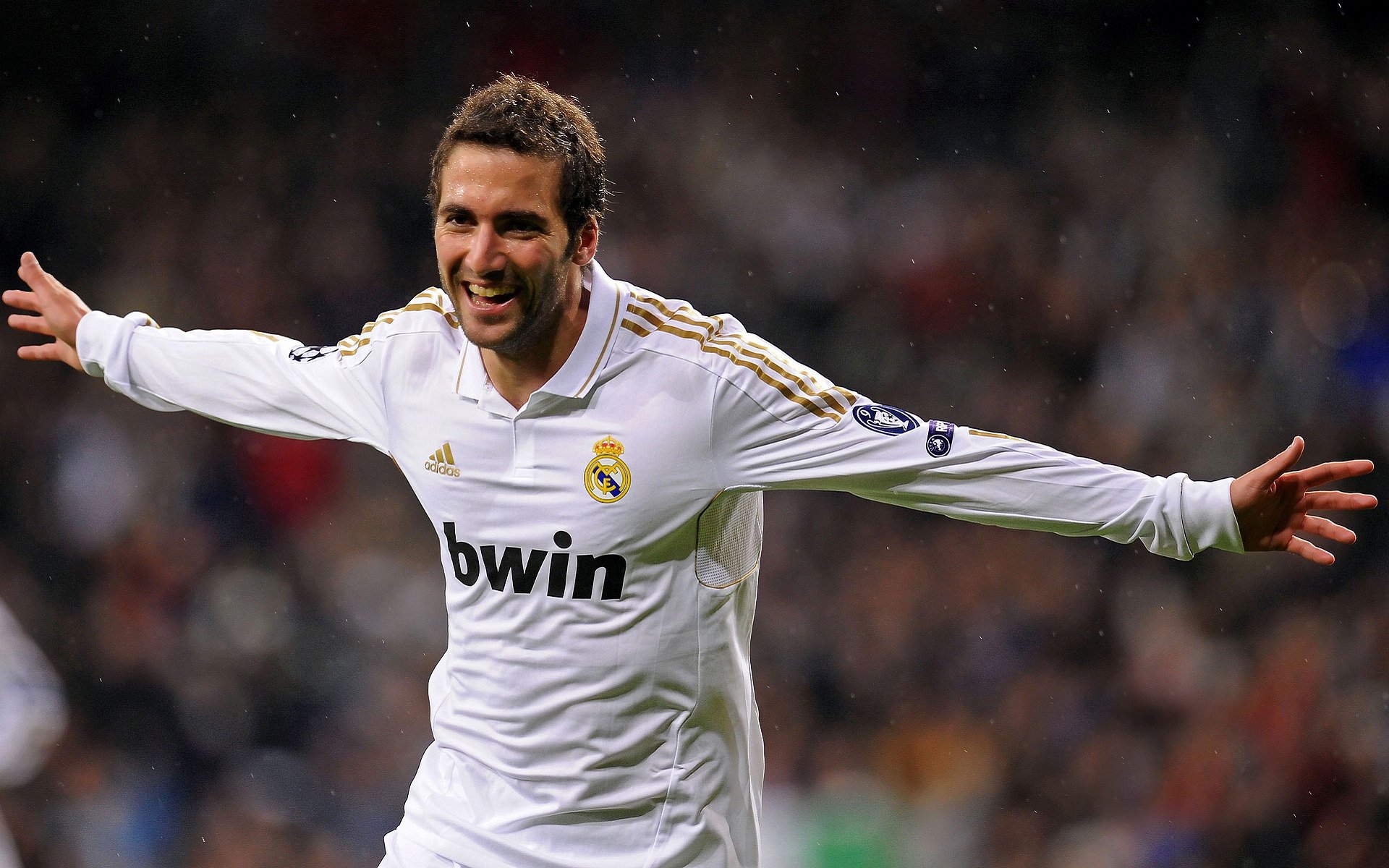 穆古鲁扎关键节点连败，加拿大队带队取胜！